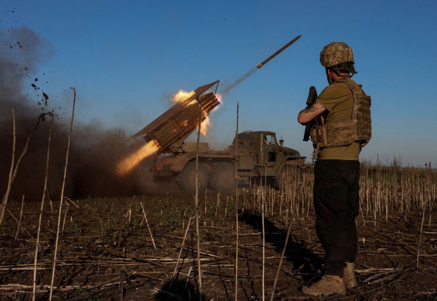 Ukraine: renewed extension of the explosive deadlock, renewed escalation of war