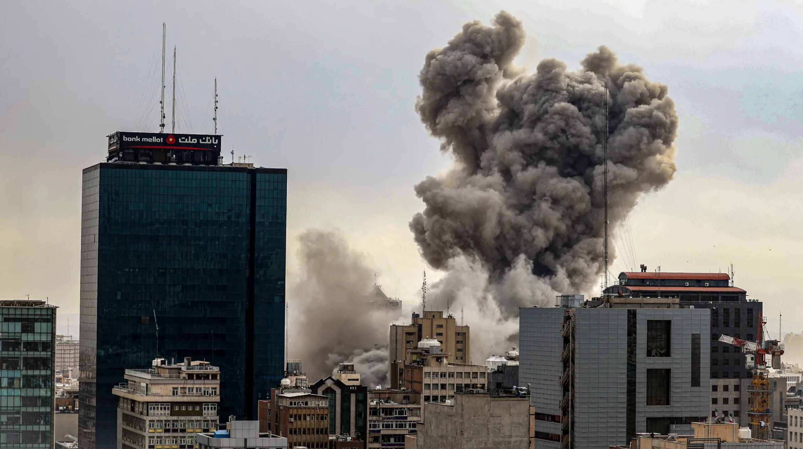 We will not remain spectators! We are participating en masse in the anti-war, anti-imperialist struggle! The imperialists are bringing the fire of war to the region